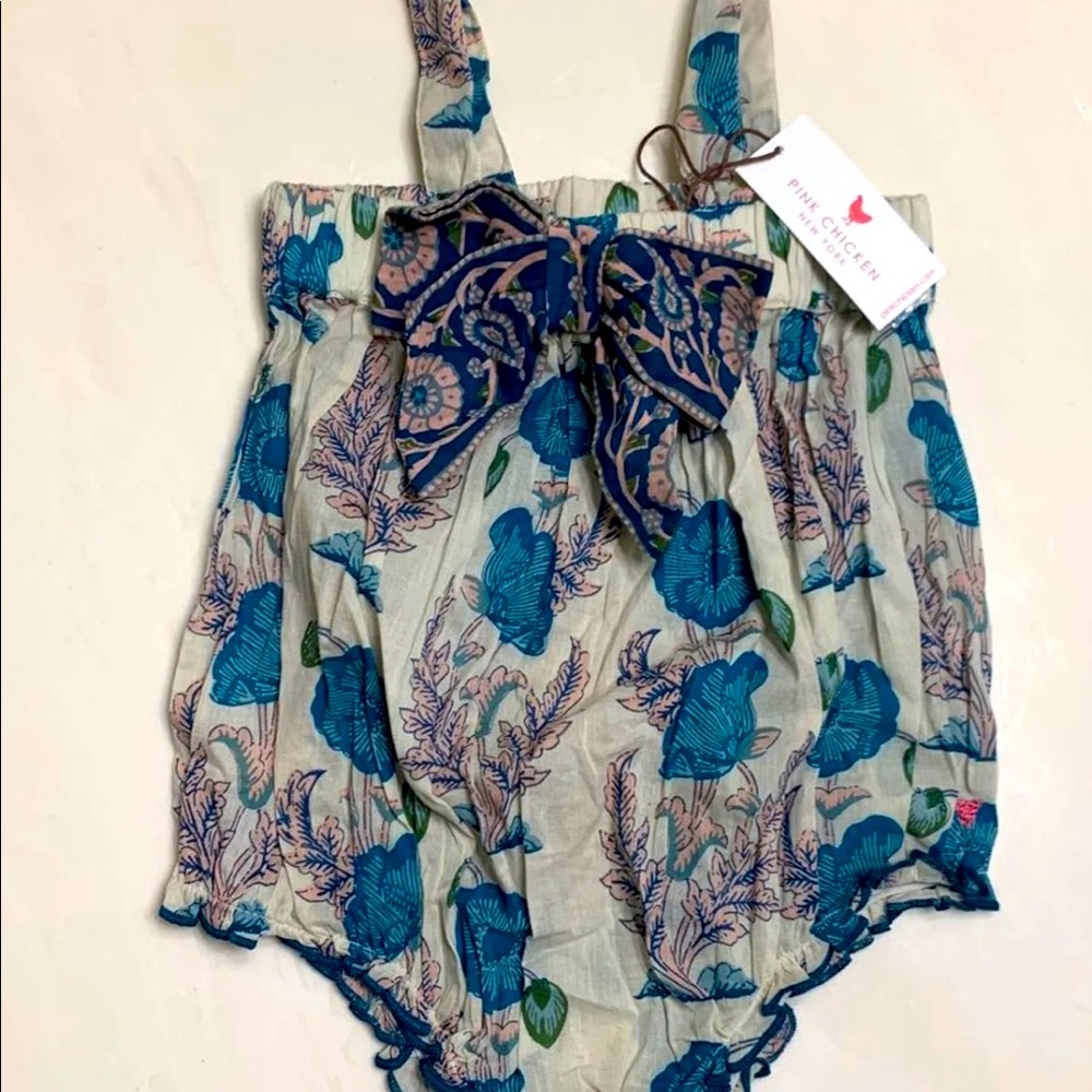 NWT Pink Chicken Floral Bubble